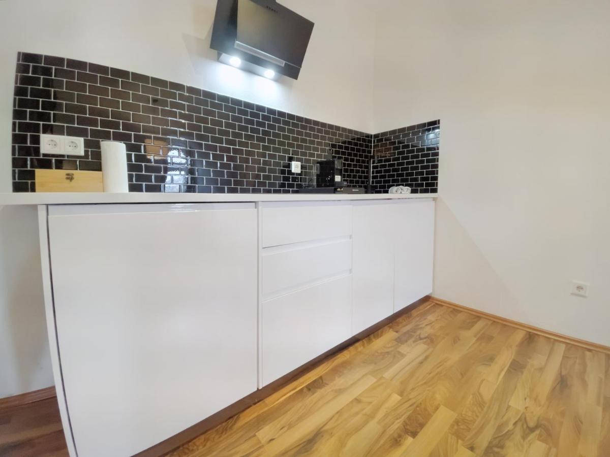 Milpau Recklinghausen1 - Modernes Und Zentrales Premium-Apartment Mit Queensize-Bett, Netflix, Nespresso, Smart-Tv Und Privatparkplatz Dış mekan fotoğraf