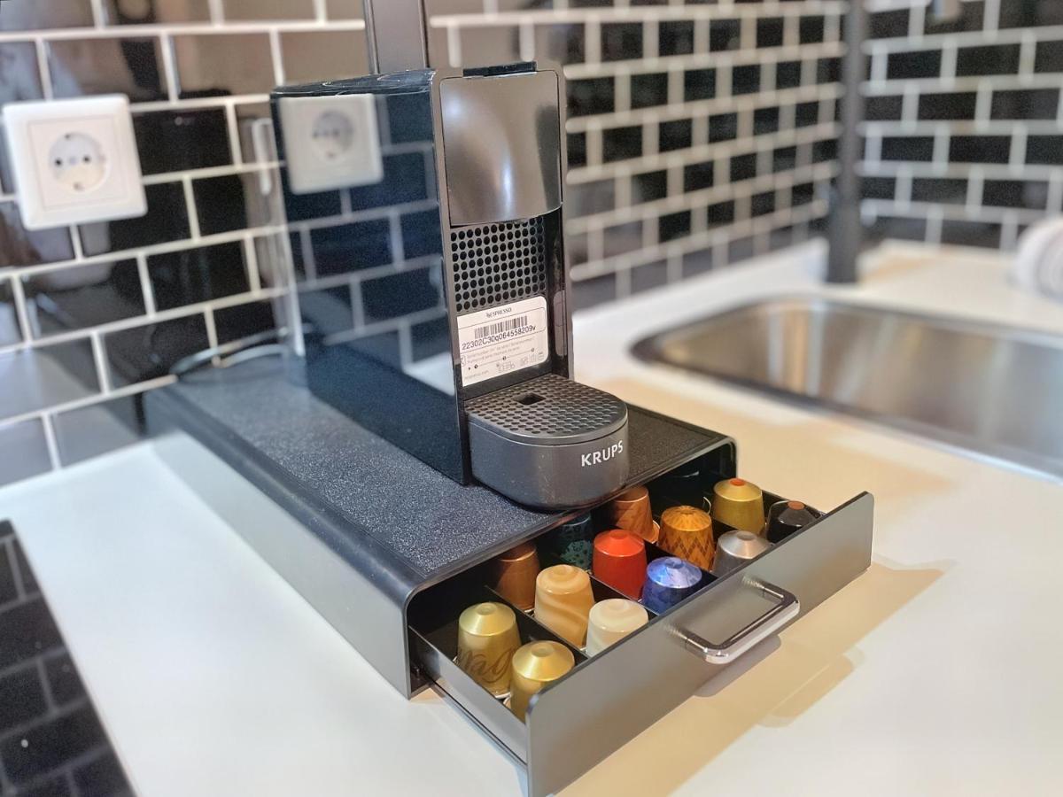 Milpau Recklinghausen1 - Modernes Und Zentrales Premium-Apartment Mit Queensize-Bett, Netflix, Nespresso, Smart-Tv Und Privatparkplatz Dış mekan fotoğraf